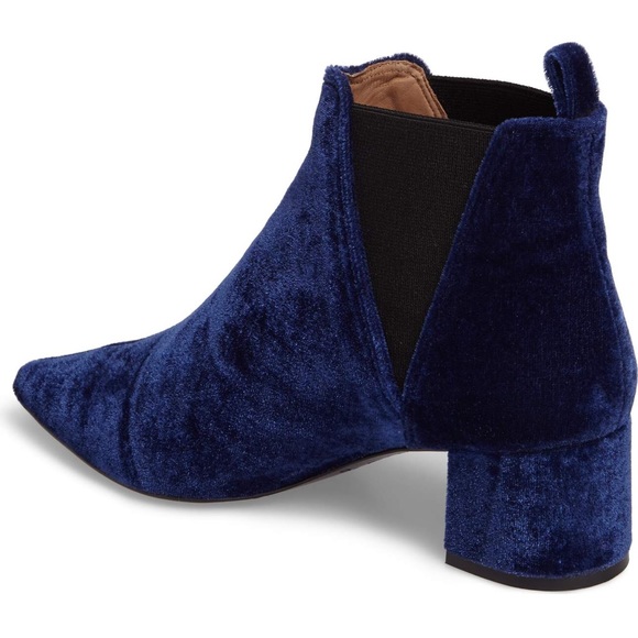 NWOT! Klub Nico Renita Pointy Toe Chelsea Bootie - Picture 5 of 8